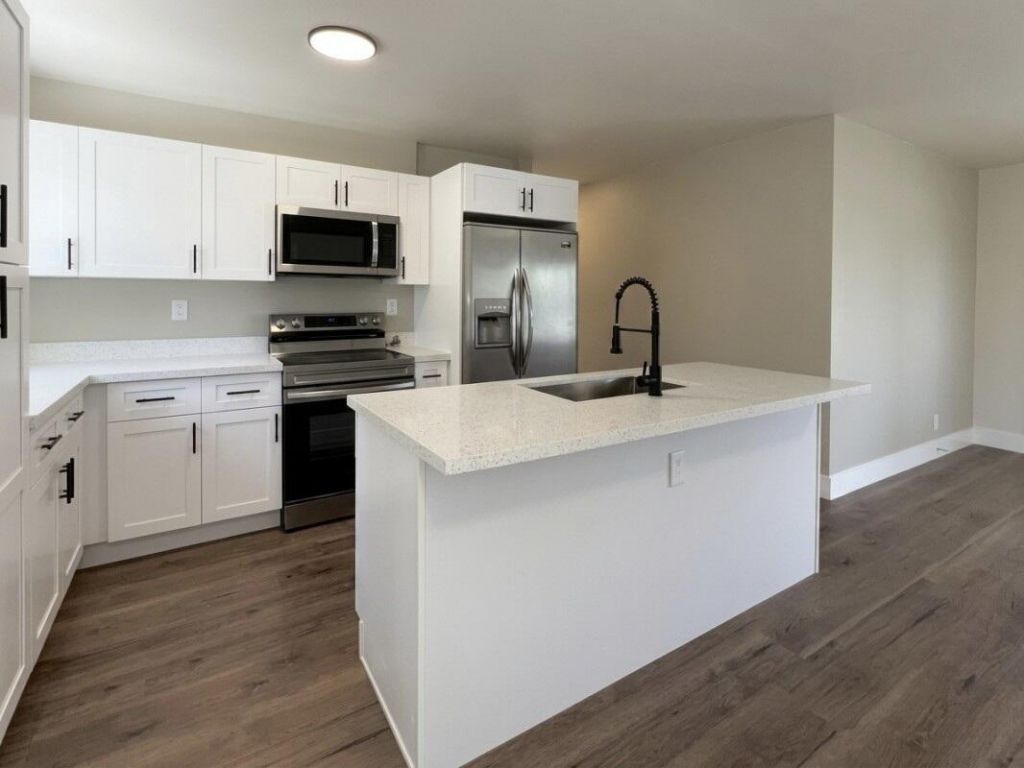 1795 Lauderdale Manor Drive, Fort Lauderdale, FL 33311 Photo