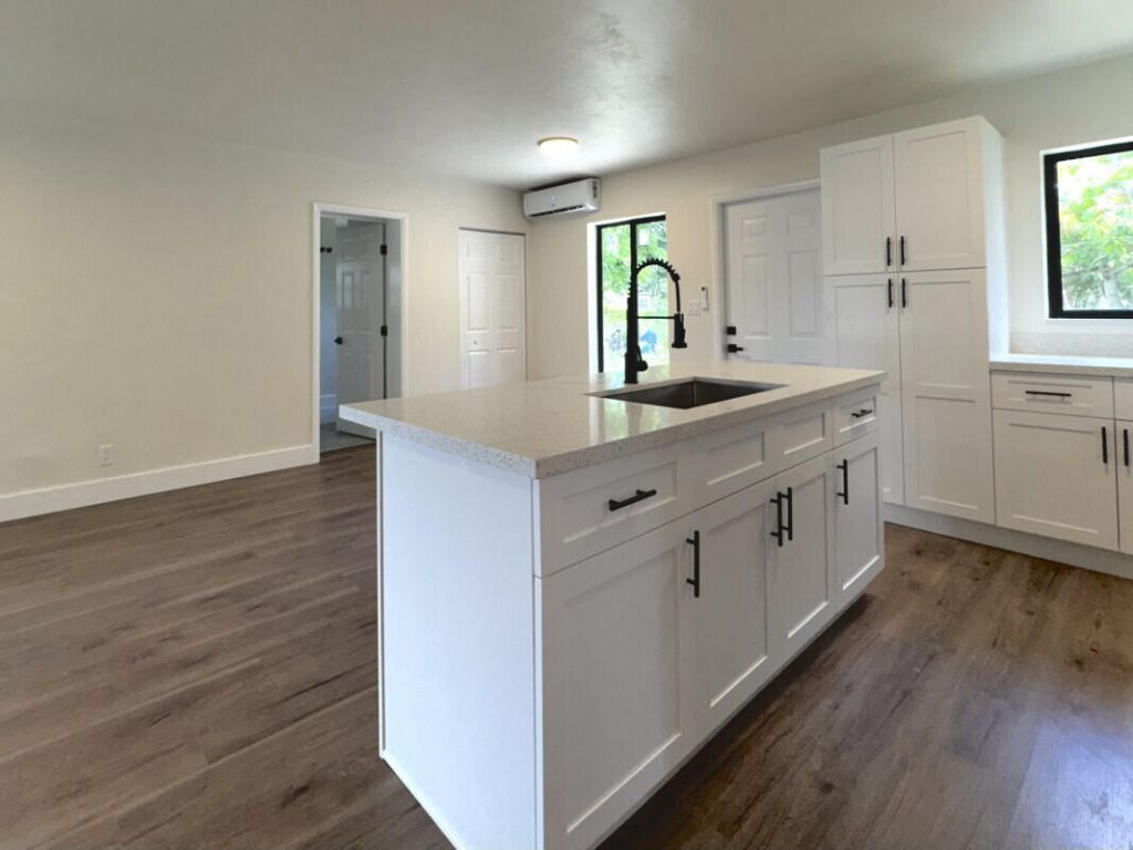 1795 Lauderdale Manor Drive, Fort Lauderdale, FL 33311 Photo