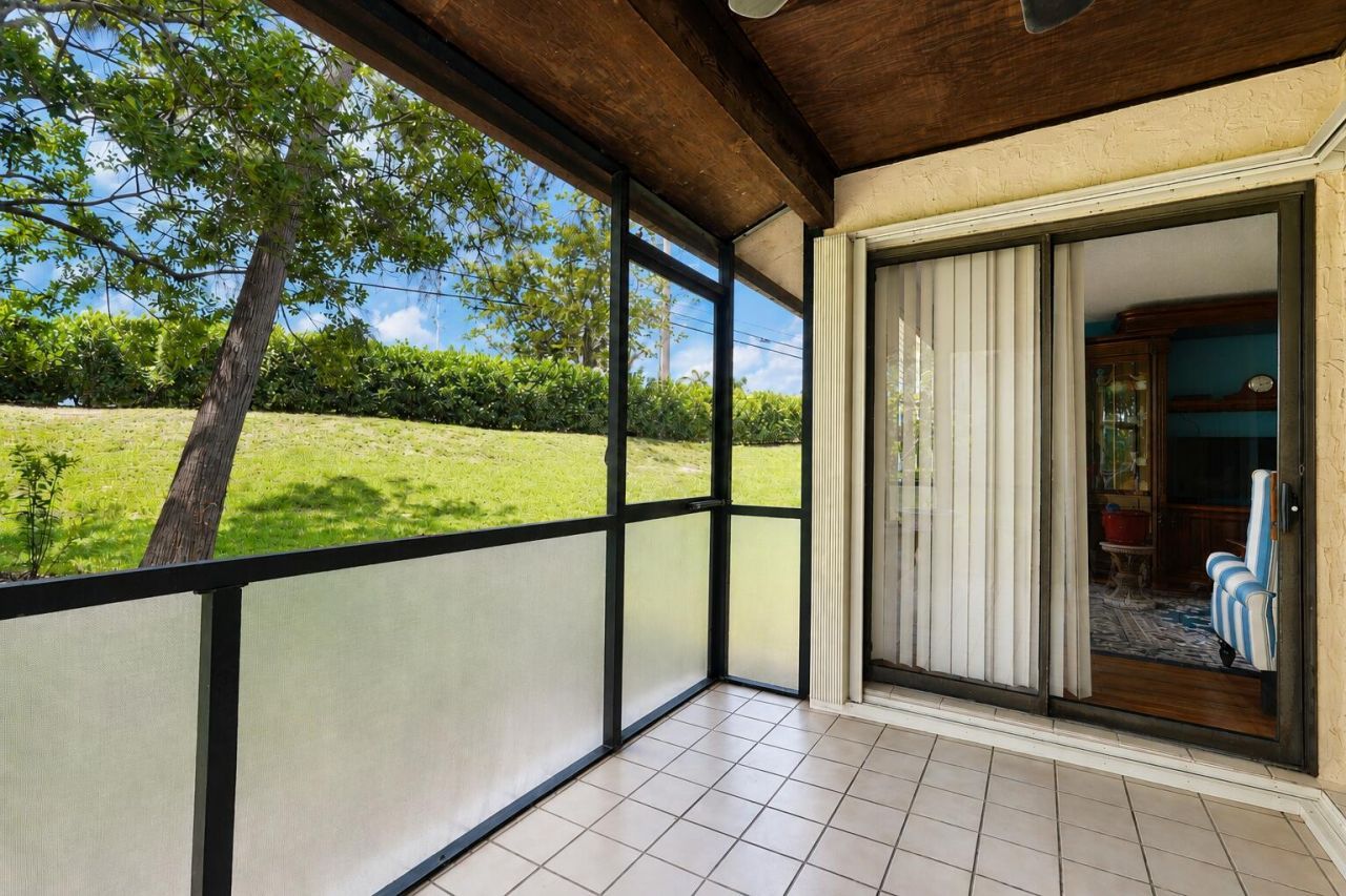 272 Beaver Dam Court, Royal Palm Beach, FL 33411 Photo