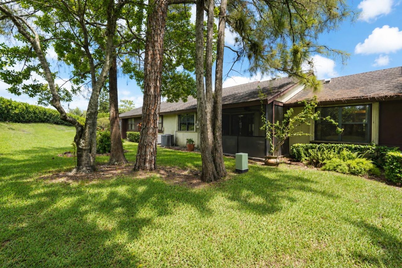 272 Beaver Dam Court, Royal Palm Beach, FL 33411 Photo