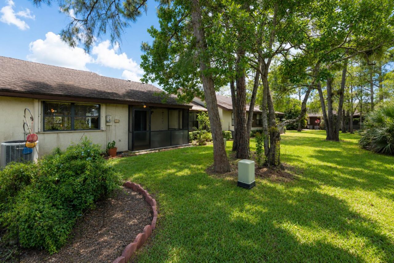 272 Beaver Dam Court, Royal Palm Beach, FL 33411 Photo