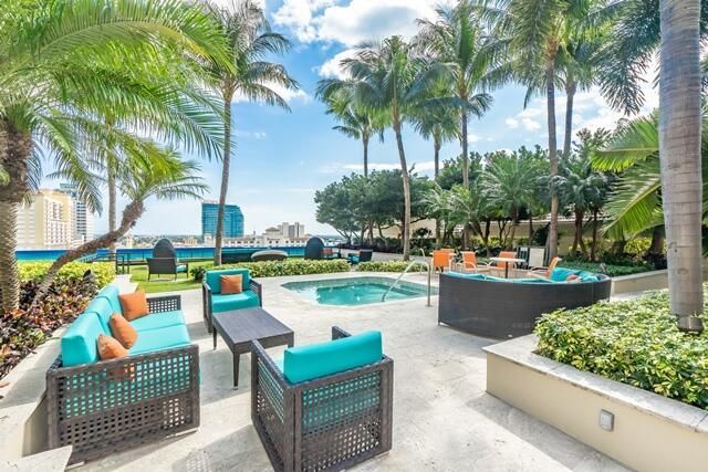 550 Okeechobee Boulevard, Unit 1405, West Palm Beach, FL 33401 Photo