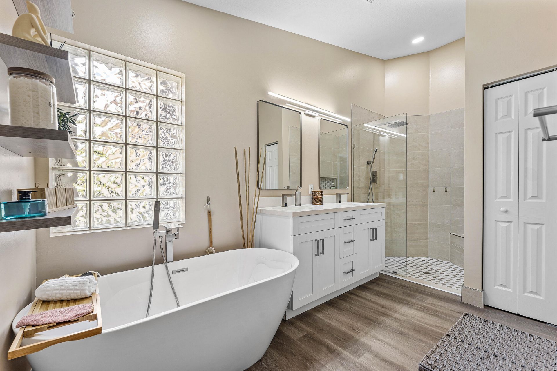 7398 Granville Avenue, Boynton Beach, FL 33437 Photo