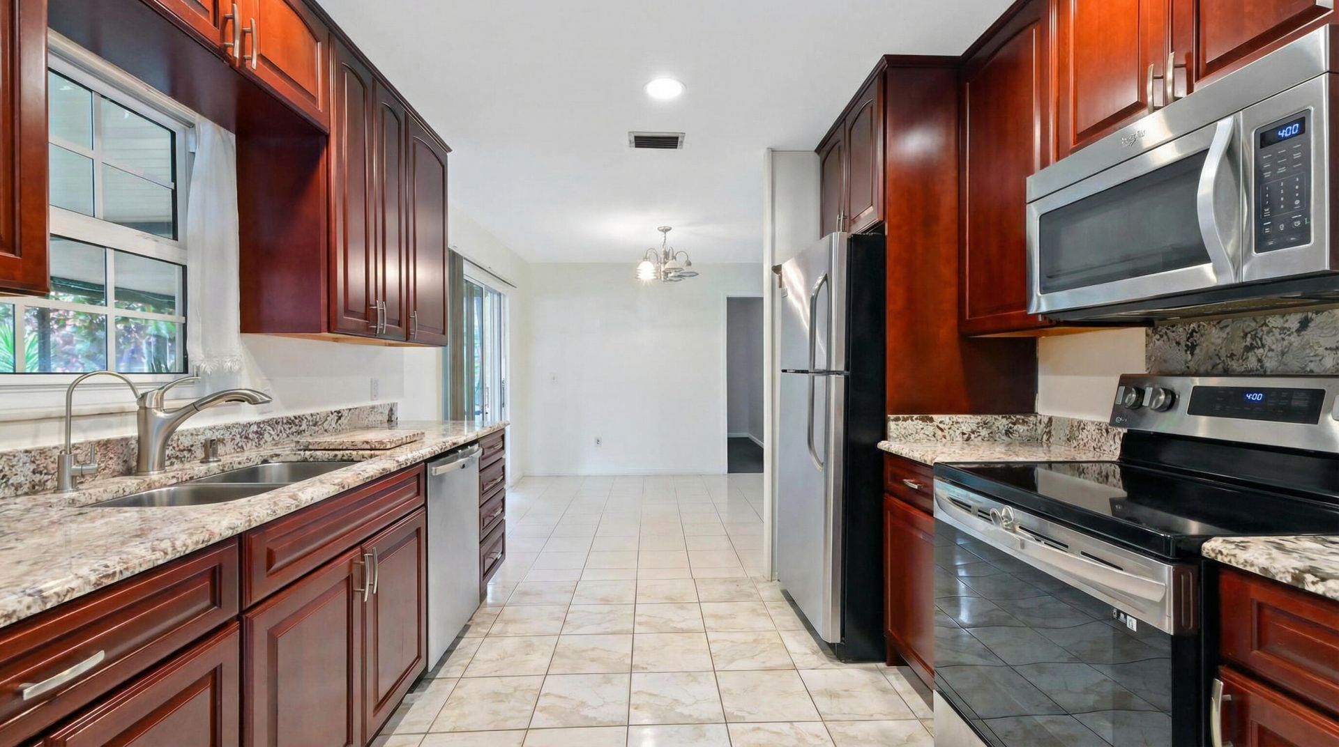 428 Alemeda Drive, Palm Springs, FL 33461 Photo