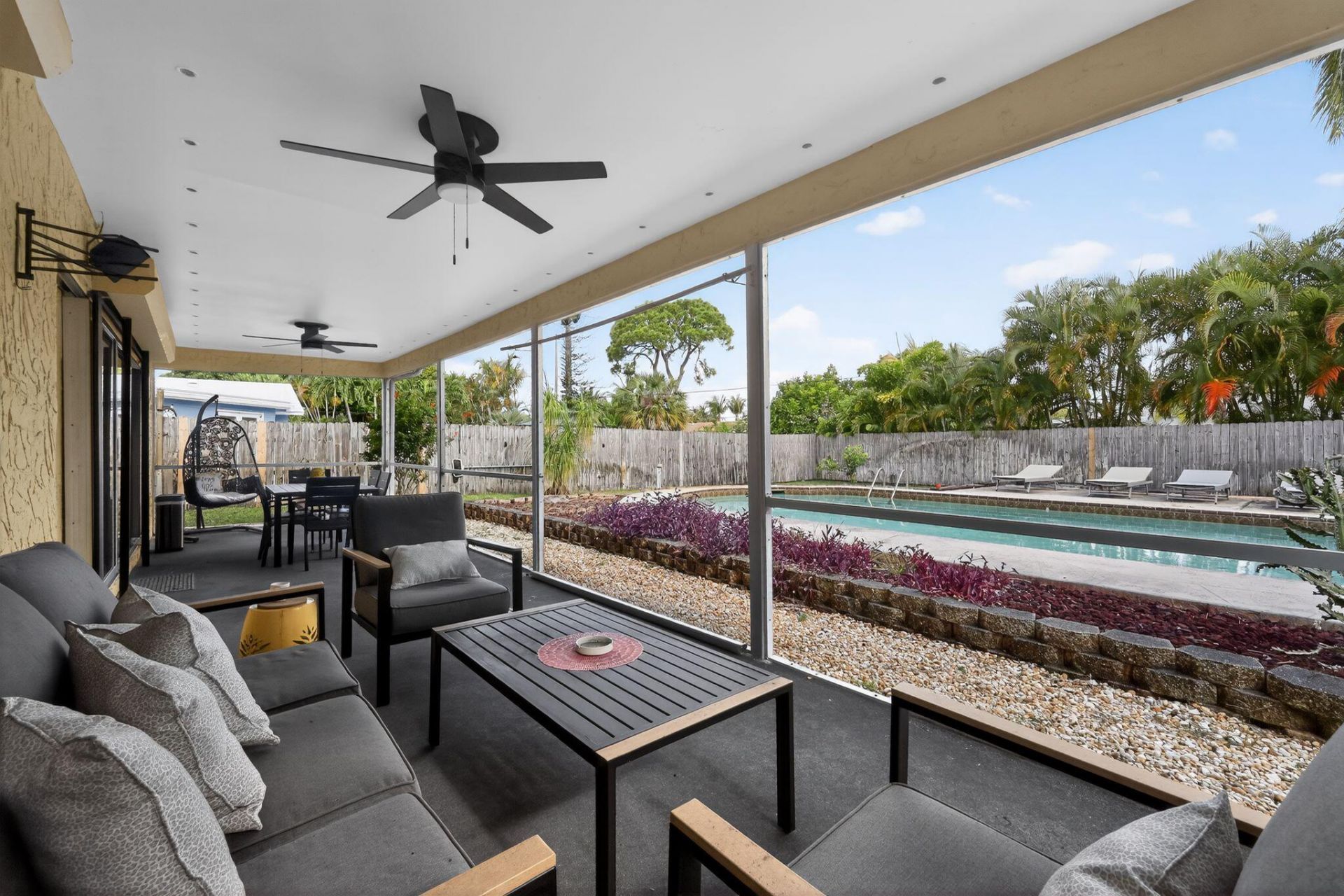 159 SE 26th Avenue, Boynton Beach, FL 33435 Photo