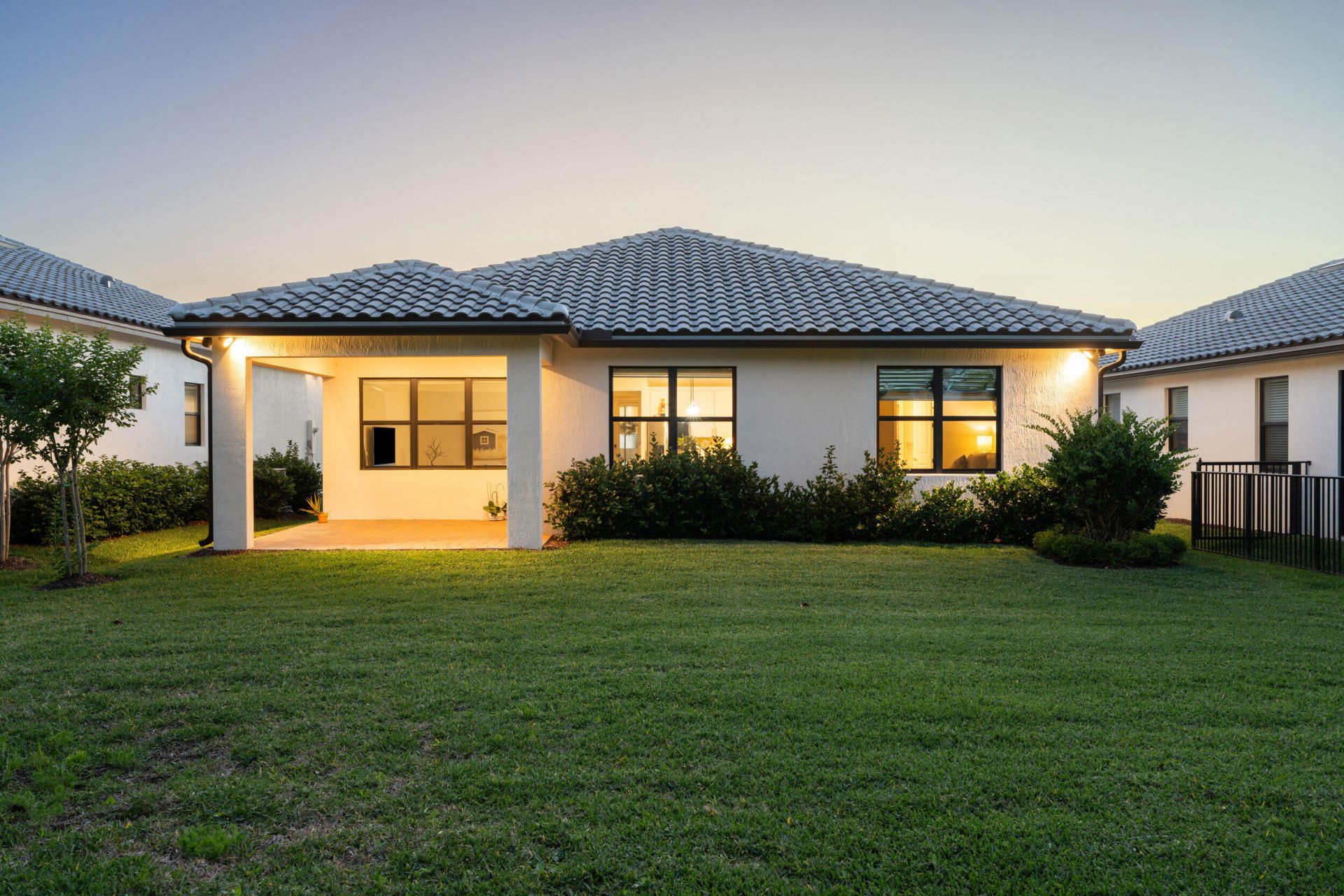 373 SE Filoli Drive, Port Saint Lucie, FL 34984 Photo