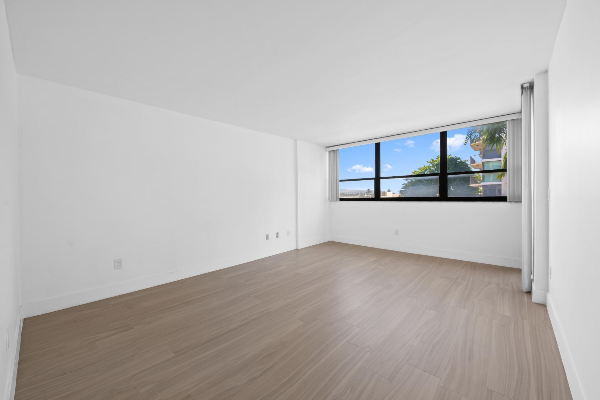 859 Jeffery Street, Unit 312, Boca Raton, FL 33487 Photo