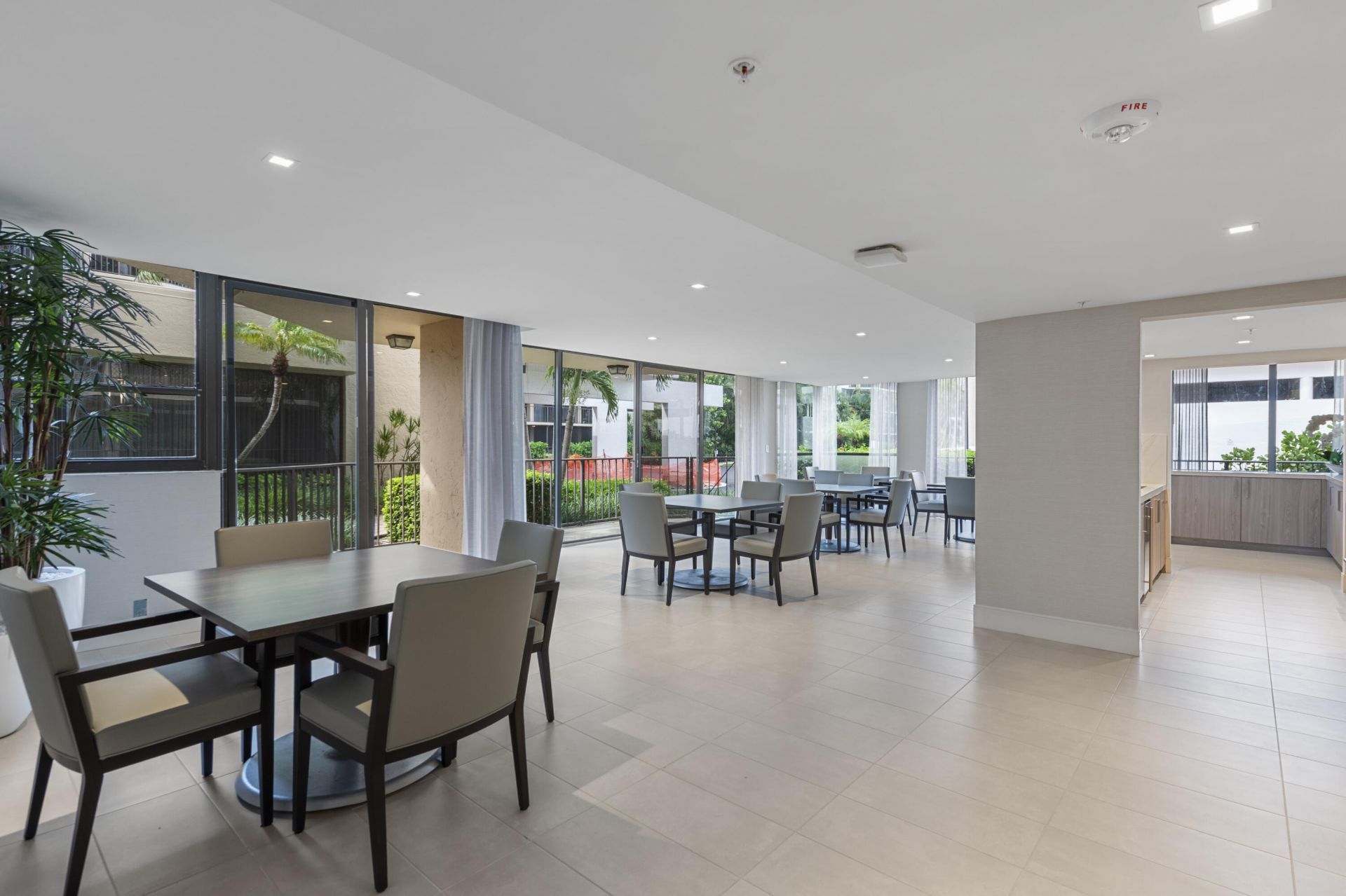859 Jeffery Street, Unit 312, Boca Raton, FL 33487 Photo