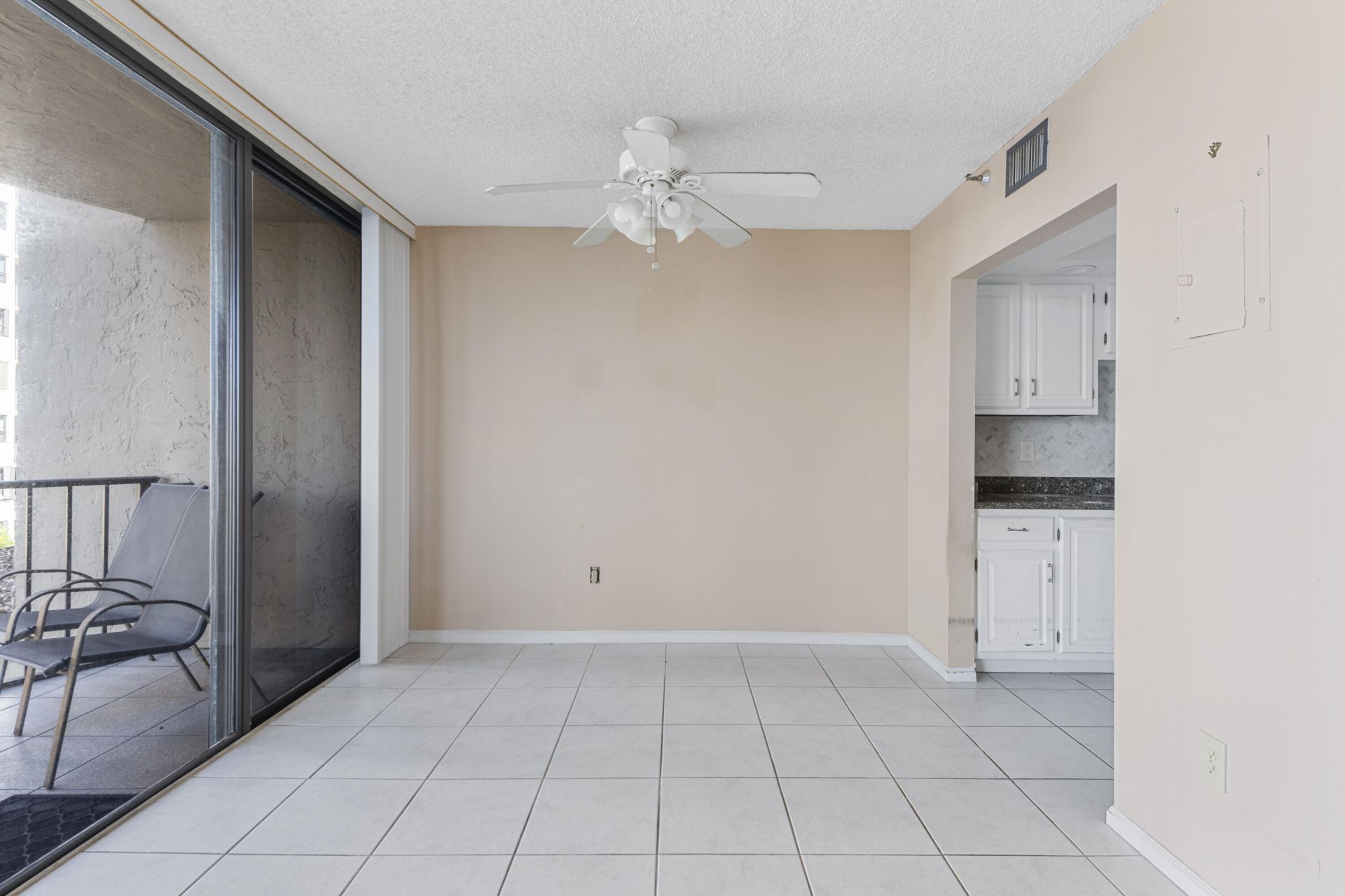 859 Jeffery Street, Unit 312, Boca Raton, FL 33487 Photo