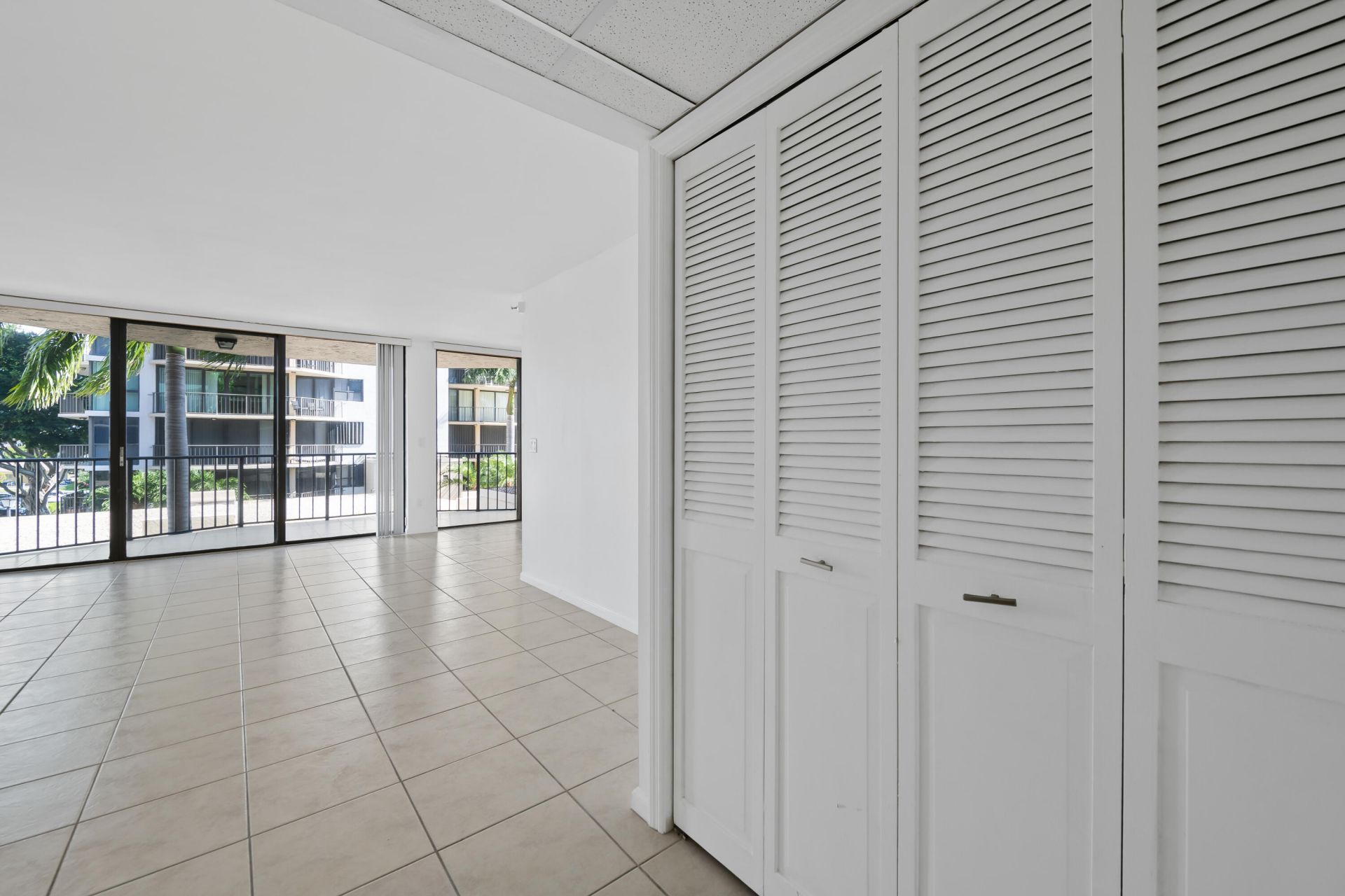 859 Jeffery Street, Unit 312, Boca Raton, FL 33487 Photo