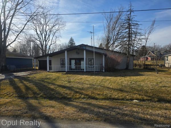 5402 Orchard Drive, East China Township, Mi 48054