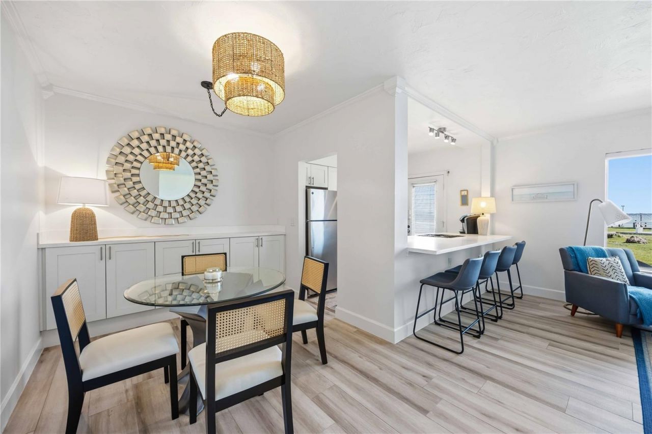 765 John Ringling Boulevard, Unit 5, Sarasota, FL 34236 Photo