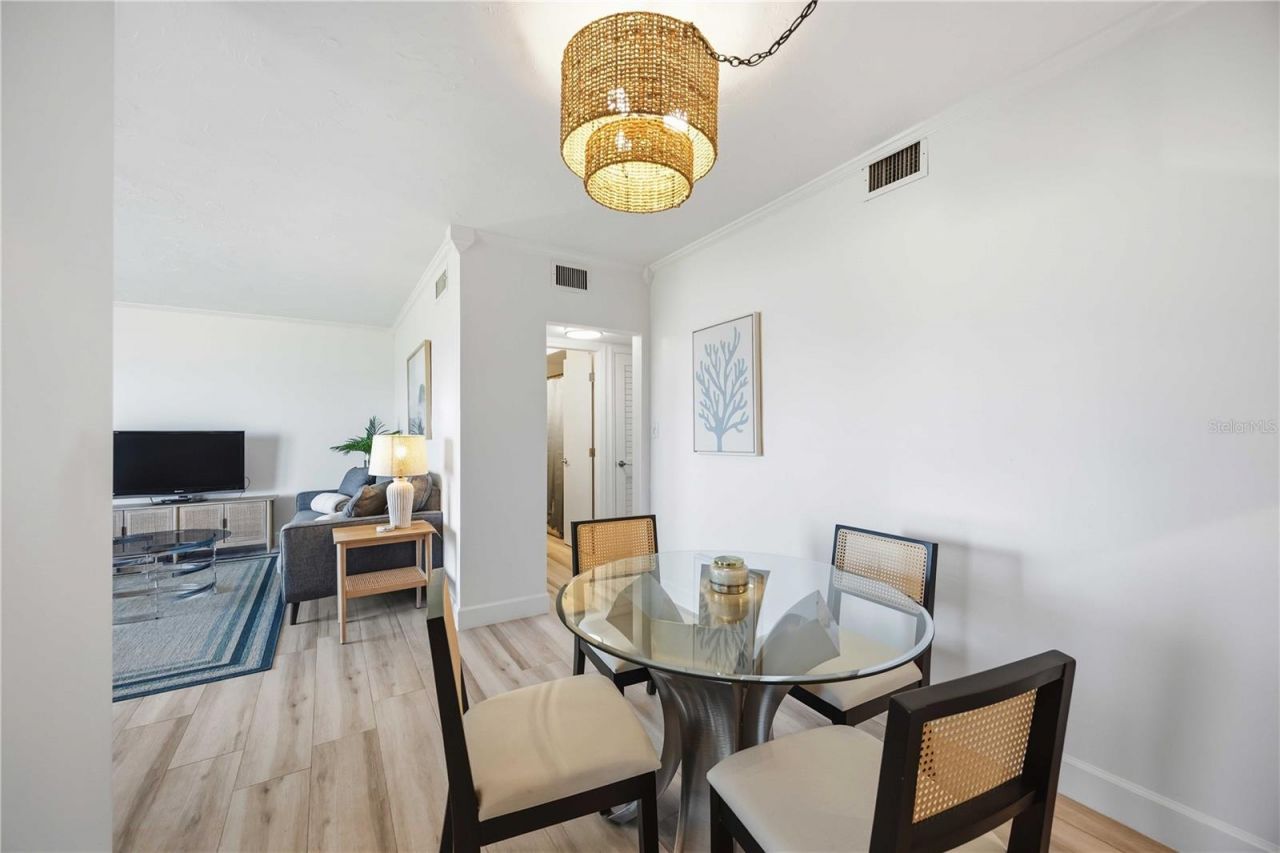 765 John Ringling Boulevard, Unit 5, Sarasota, FL 34236 Photo