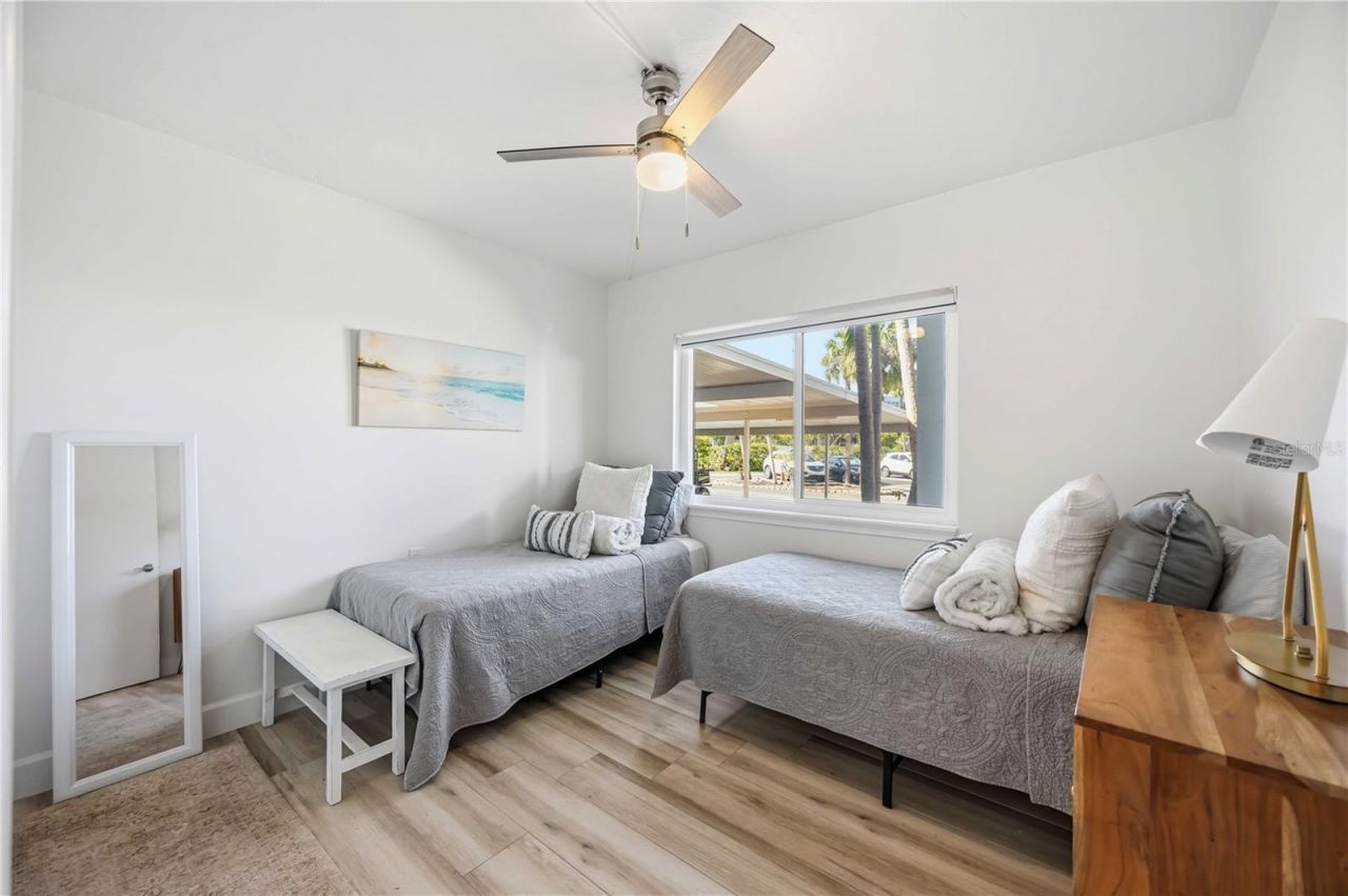 765 John Ringling Boulevard, Unit 5, Sarasota, FL 34236 Photo