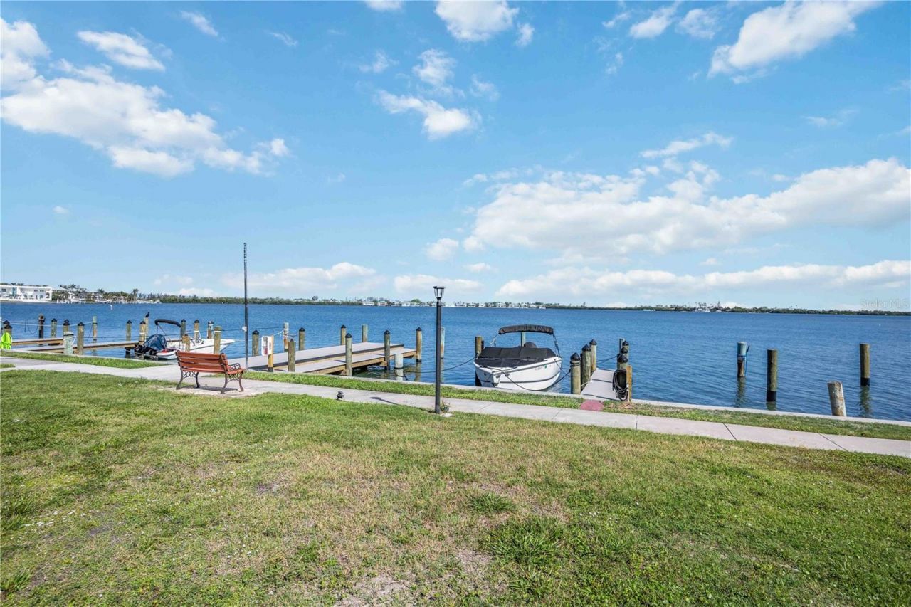 765 John Ringling Boulevard, Unit 5, Sarasota, FL 34236 Photo