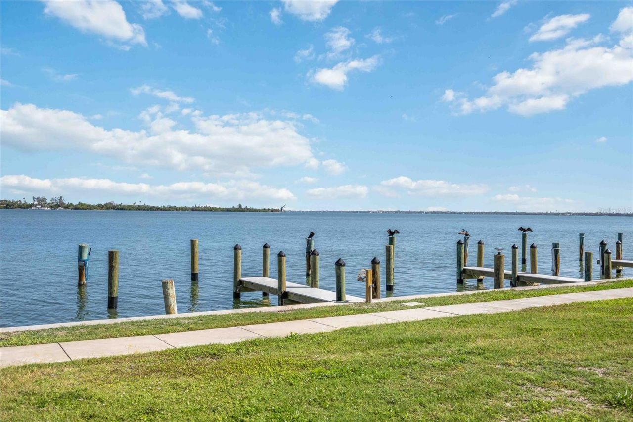 765 John Ringling Boulevard, Unit 5, Sarasota, FL 34236 Photo