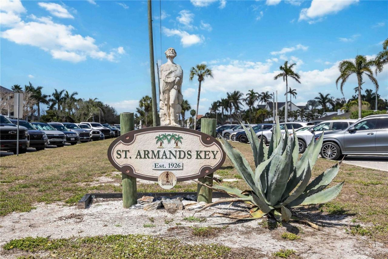 765 John Ringling Boulevard, Unit 5, Sarasota, FL 34236 Photo