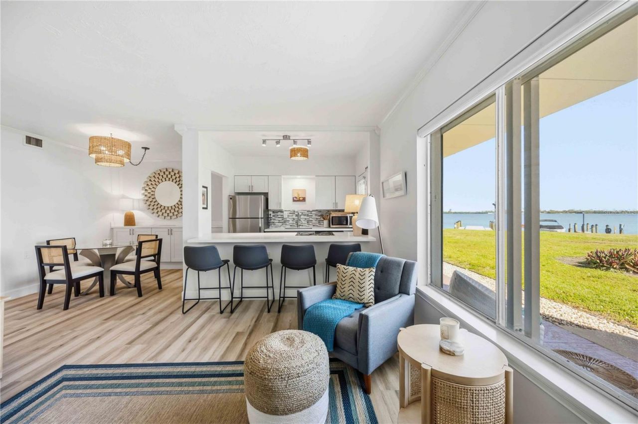 765 John Ringling Boulevard, Unit 5, Sarasota, FL 34236 Photo
