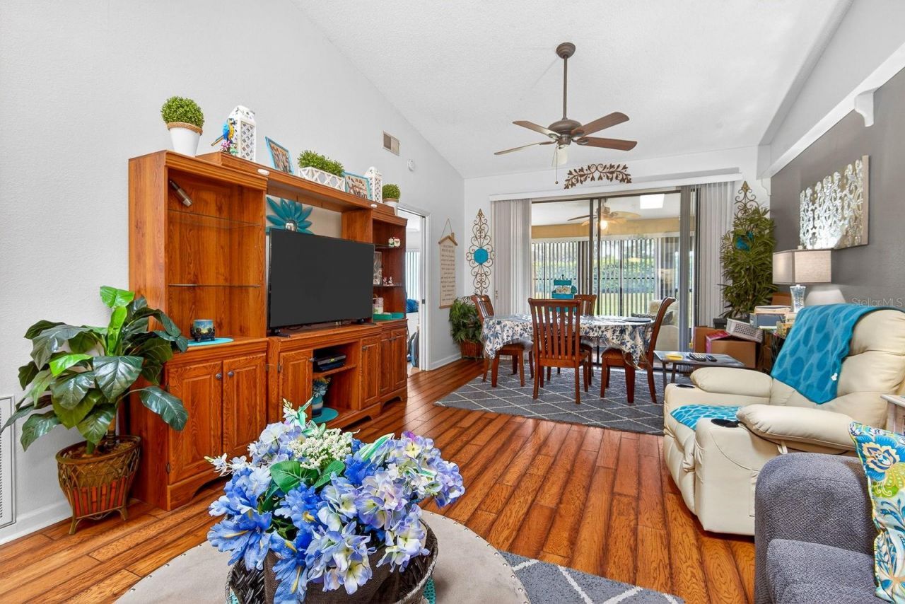 7126 28th Avenue Drive W, Unit 2250, Bradenton, FL 34209 Photo