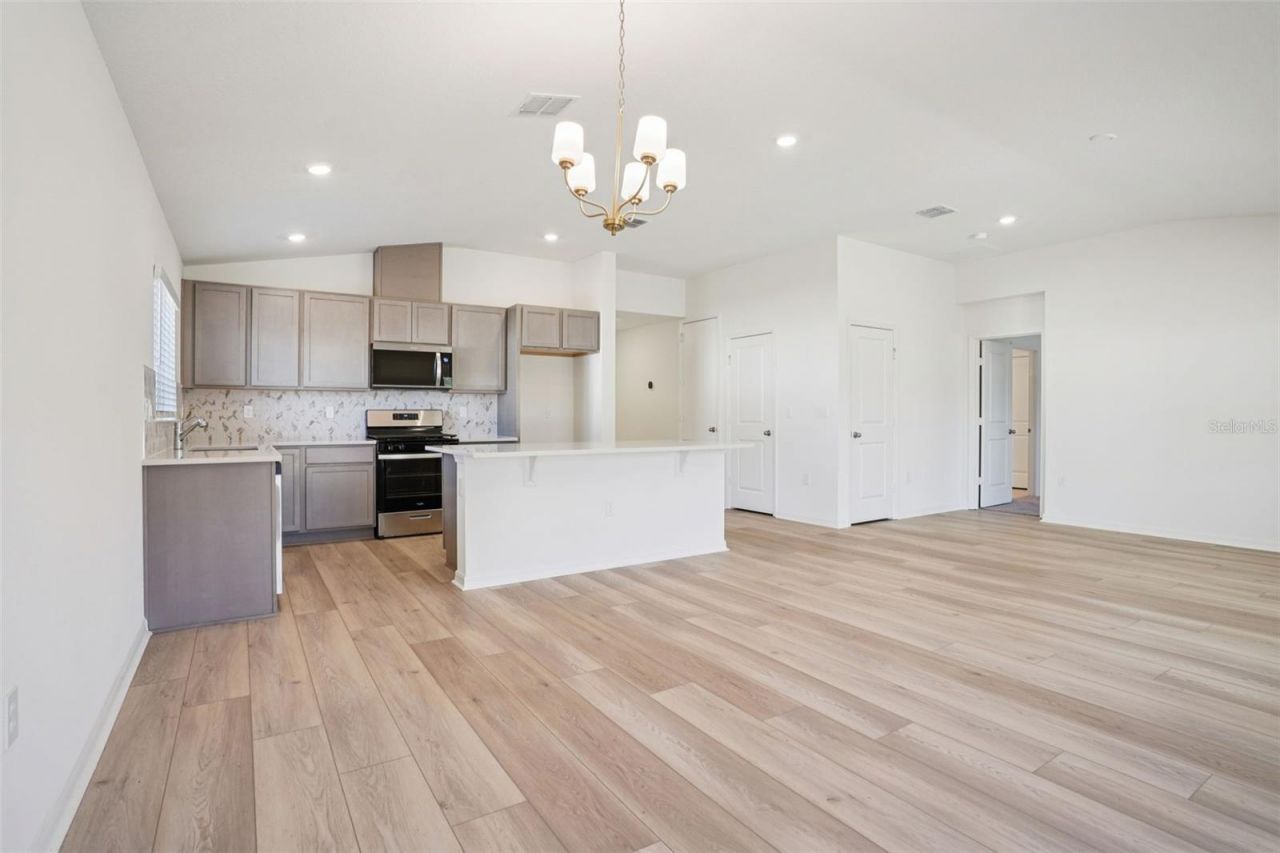 9855 Orion Loop , Leesburg, FL 34788 Photo