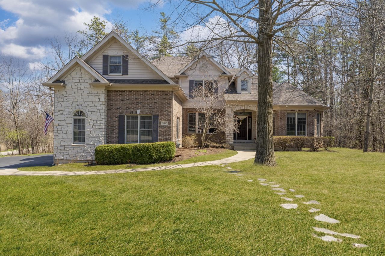 3506 Harvest Court , Island Lake, IL 60042