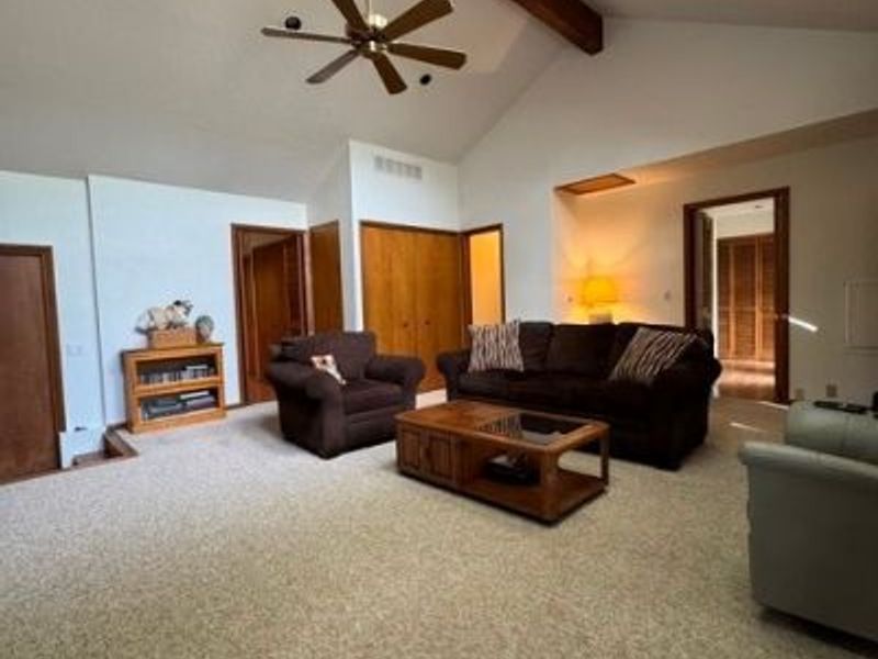 6319 Woodhawk Drive, Mayfield Heights, OH 44124 Photo 16