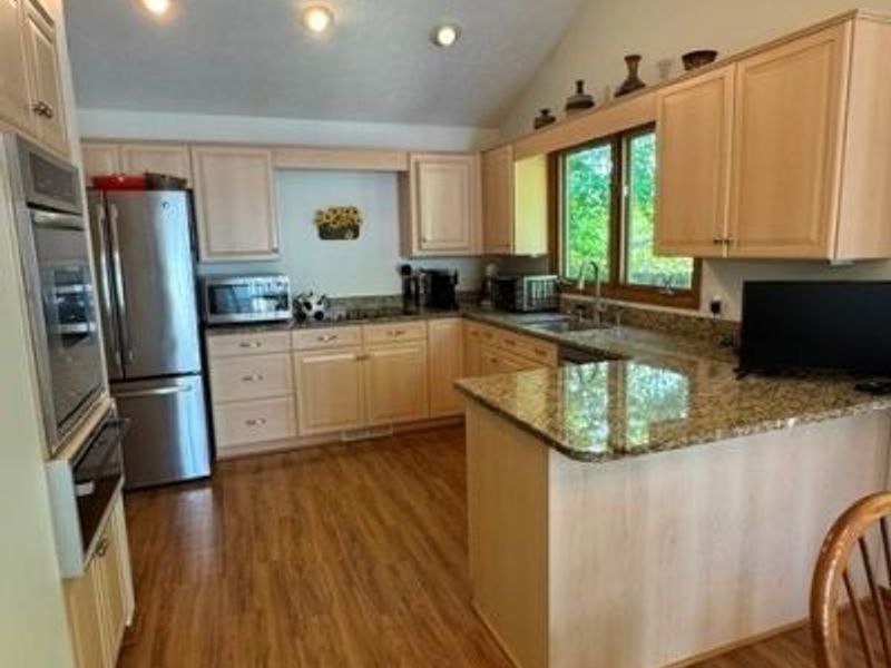 6319 Woodhawk Drive, Mayfield Heights, OH 44124 Photo 3