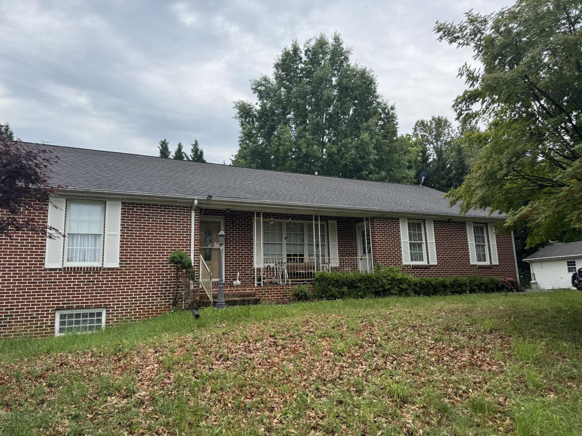 9149 Hardy Rd , Vinton, VA 24179 Main Photo