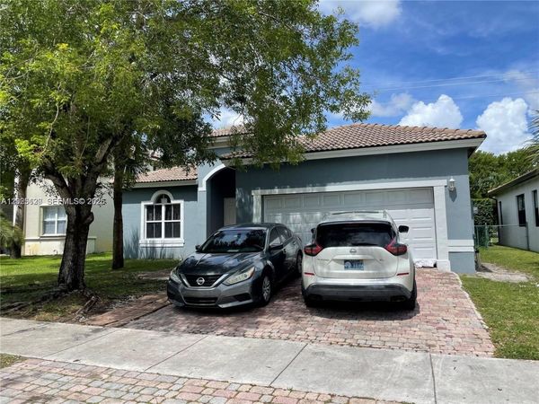 1352 SE 16th Ave , Homestead, FL 33035