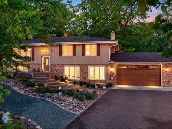 5946 W Bald Eagle Boulevard, White Bear Twp, MN 55110