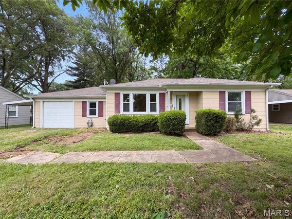 1607 N 17th Street , Belleville, IL 62226