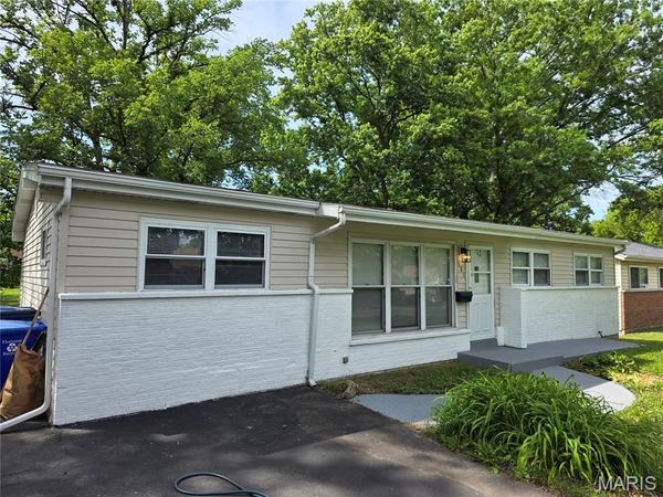 880 Babler Drive, Florissant, MO 63031