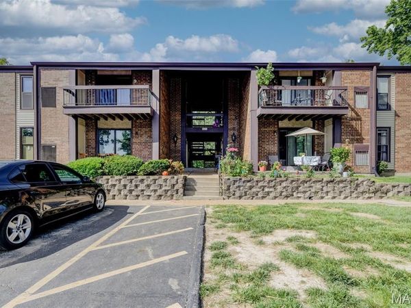 4222 Kay Lane, Unit 7, Unincorporated, MO 63123