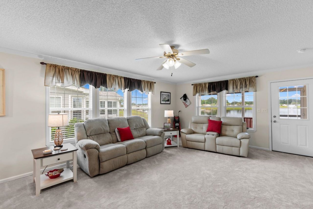 222 Lakeside Crossing Dr.  Photo 8