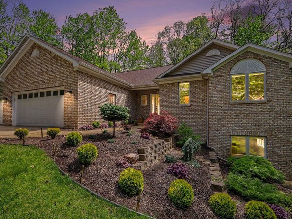 5224 Bonasa Drive NE, Rockford, MI 49341