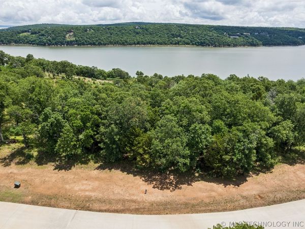 93 Patriot Pointe, Eufaula, OK 74432