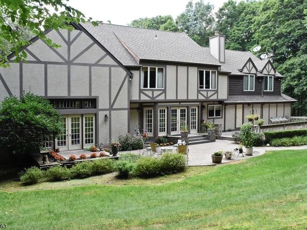 23 Andrea Ct, Sparta, NJ 07871
