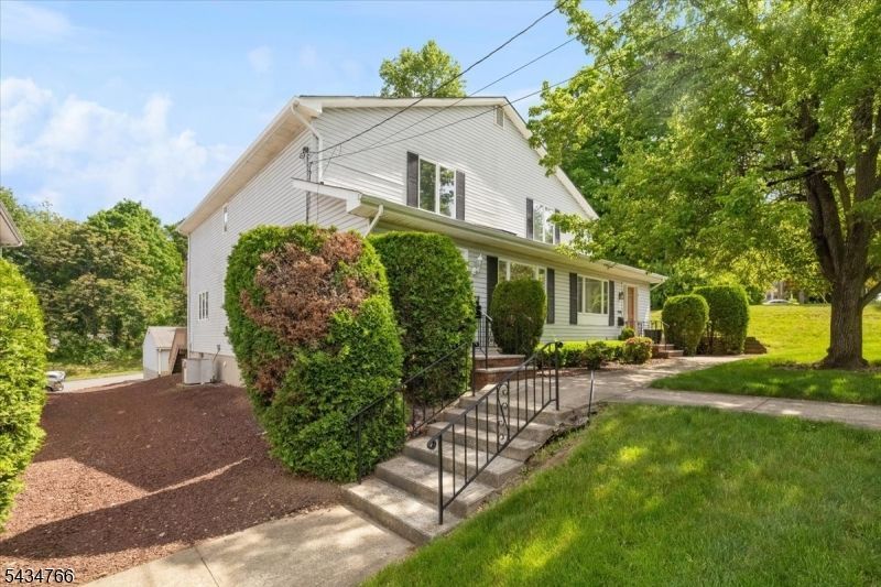 222 Eagle Rock Ave, Roseland, NJ 07068 Main Photo