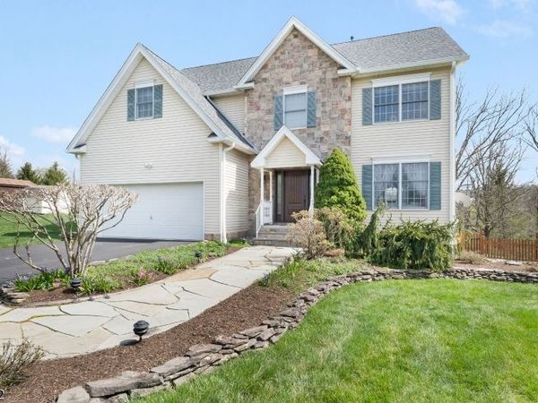 6 Ridge Rd, Frenchtown, NJ 08825