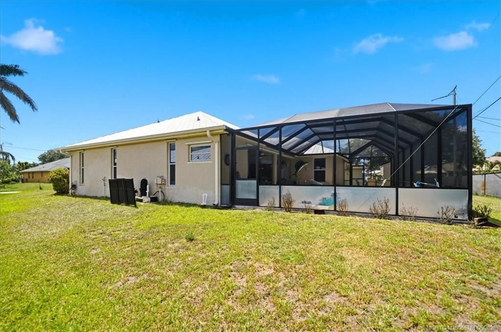 3415 SE Hart Circle, Port Saint Lucie, FL 34984 Photo