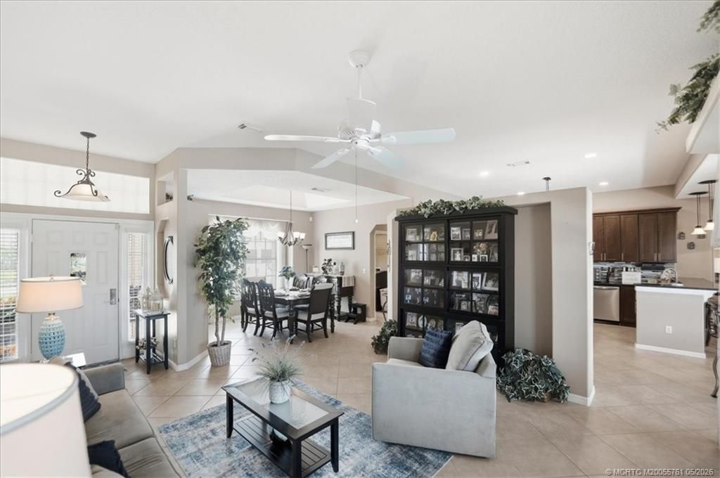 3415 SE Hart Circle, Port Saint Lucie, FL 34984 Photo