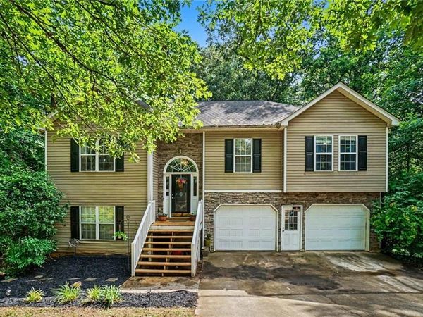 306 Queensbury Walk , Acworth, GA 30102