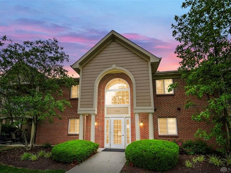 7331 Chatham Court, Unit B, West Chester, OH 45069 Photo 1