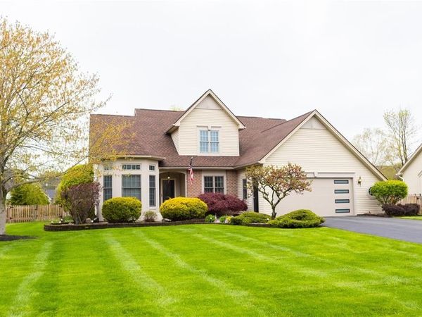 287 Sunny Mill Lane , Rochester, NY 14626