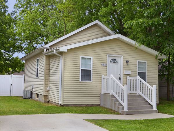 125 Prairie Street , Ottawa, IL 61350