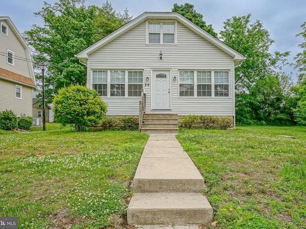 24 POCAHONTAS ROAD , SOMERDALE, NJ 08083