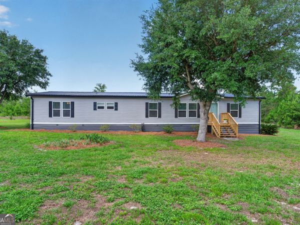 1953 Raybon Road W, Hoboken, GA 31542
