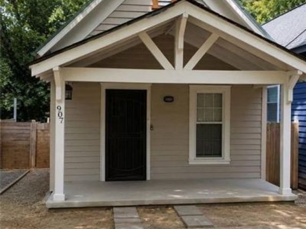 907 Smith Street SW, Atlanta, GA 30310