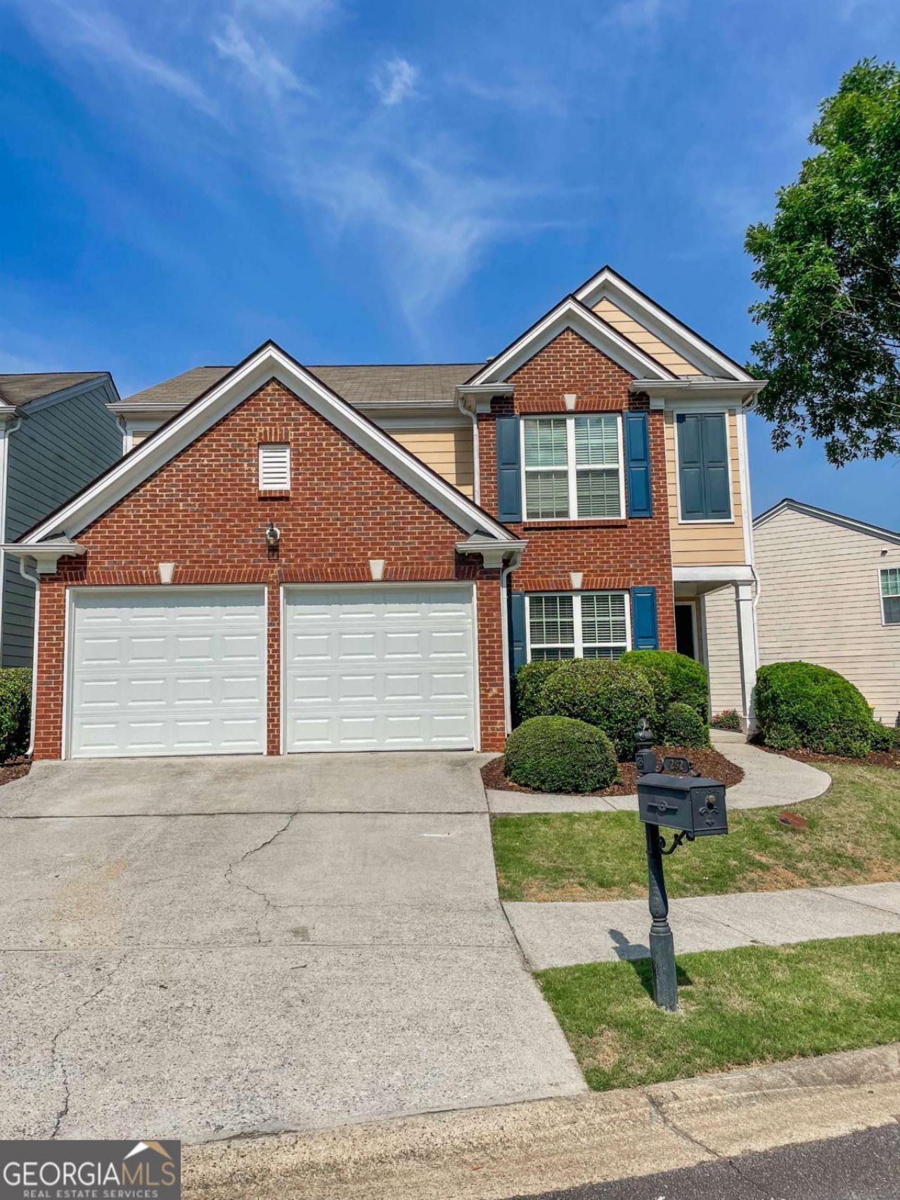 282 Balaban Circle, Woodstock, GA 30188 Main Photo