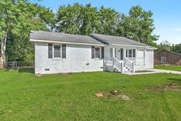 234 Columbia Drive photo 4